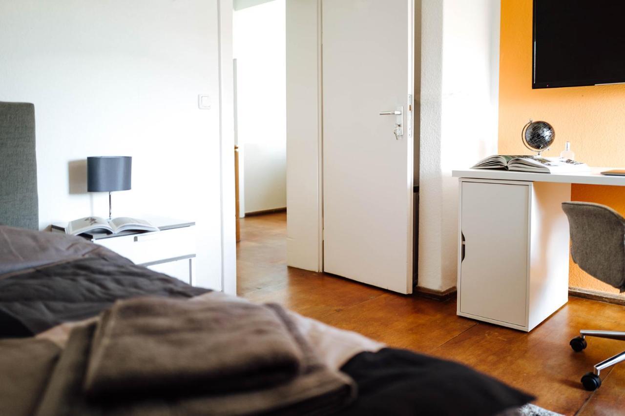 Zimmer In Ruhiger Lage 150M Zur Ta Hamelin Esterno foto