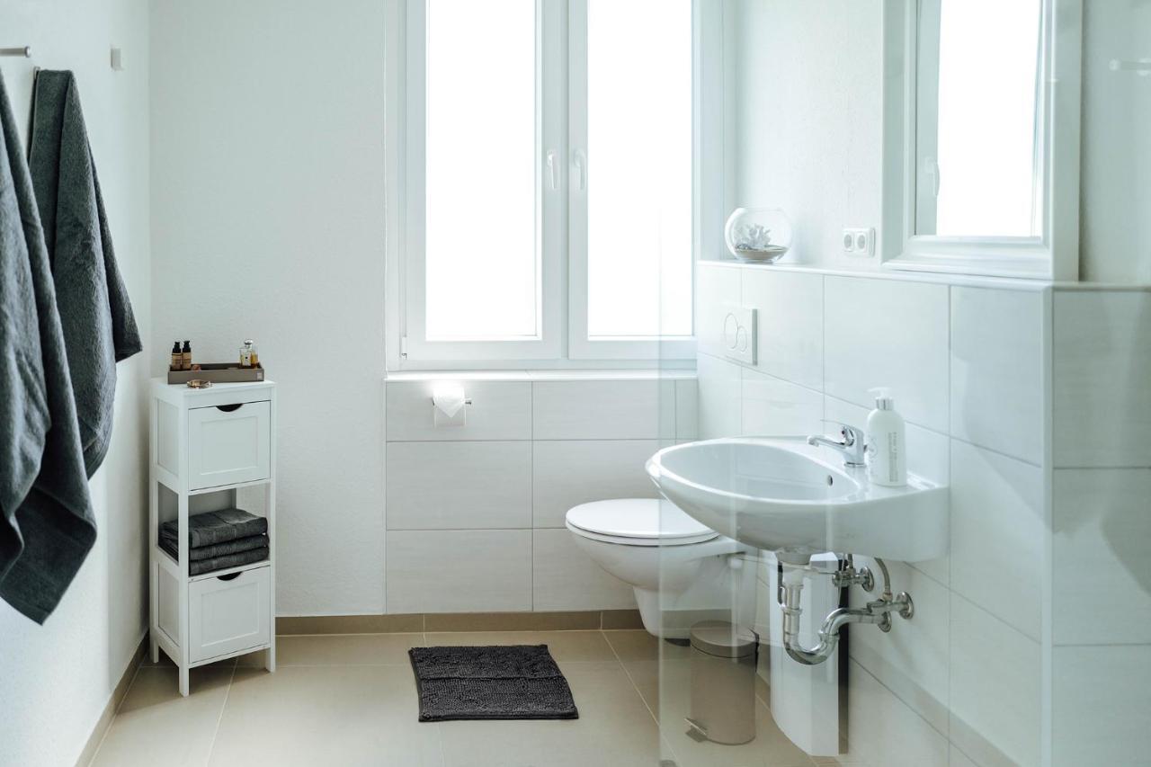 Zimmer In Ruhiger Lage 150M Zur Ta Hamelin Esterno foto